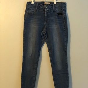 Blue Spice High Waisted Jean Capris